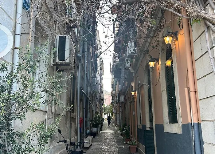 By Life Homes * Corfu (city)